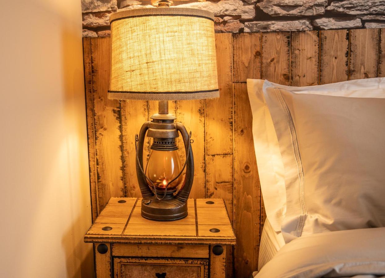 Cornish Tin Mine Themed Apartment セント・オーステル エクステリア 写真